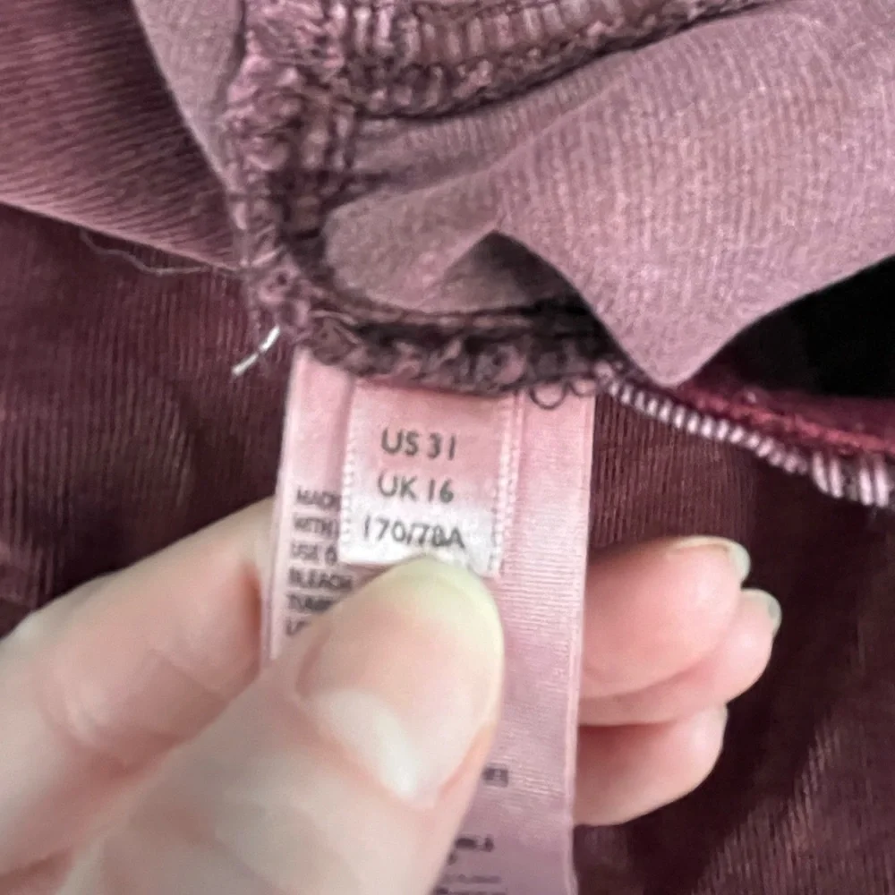 FREE PEOPLE We The Free Burgundy Flare Corduroy Elastic Waist Pants Size 31
